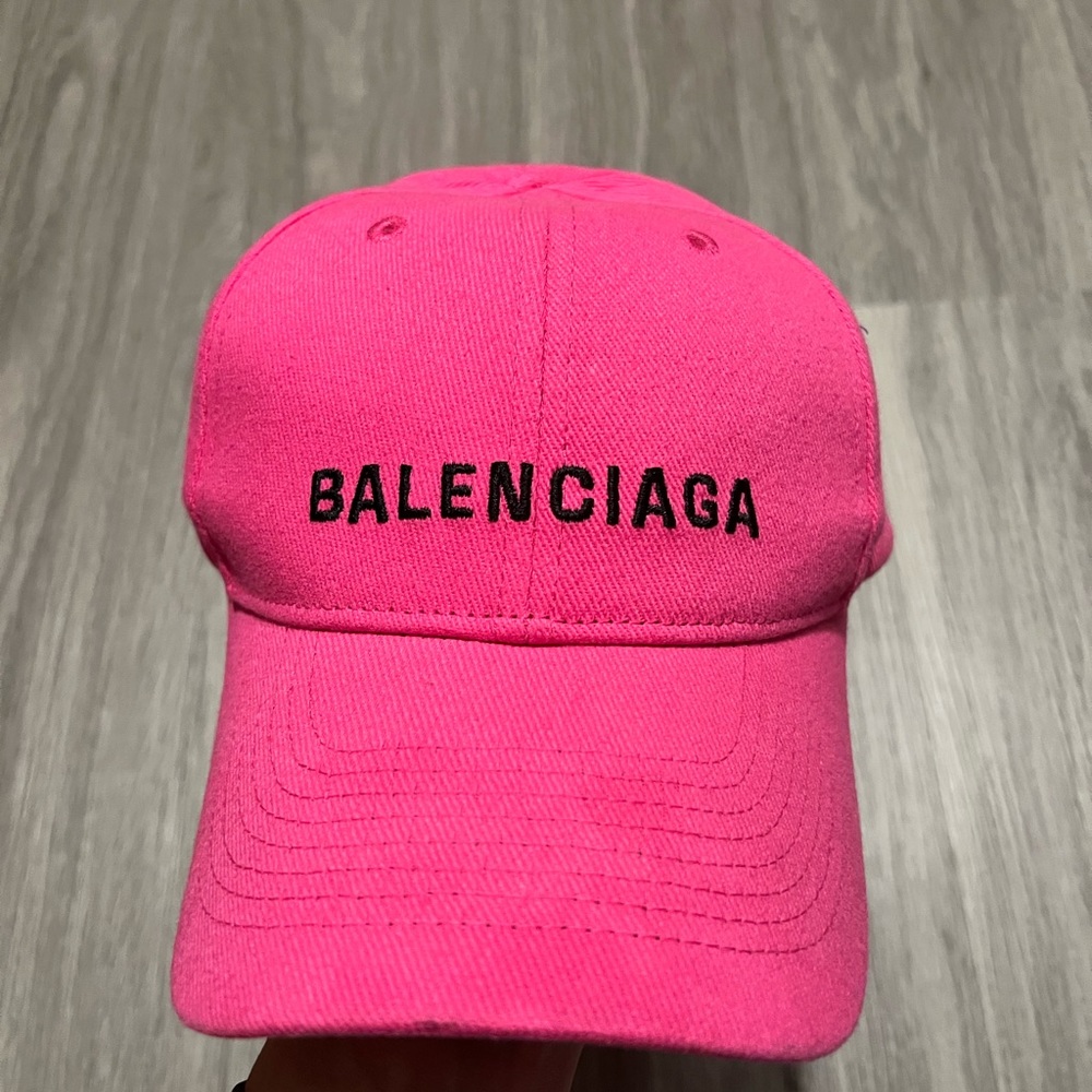 BALENCIAGA CAP